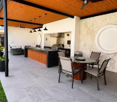 Colonos Cuzamil Apartment | Laurel Departamento de 2 recamaras