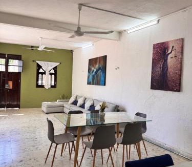 Calkini House | Casa verde El Platanar con Jardín Tropical Calkiní