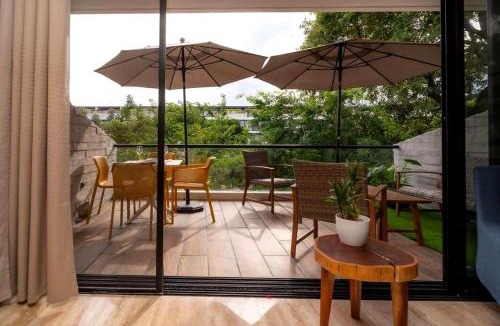 Playacar Apartment | Playacar Luxury 2-Bedroom Retreat - Multiple Pools