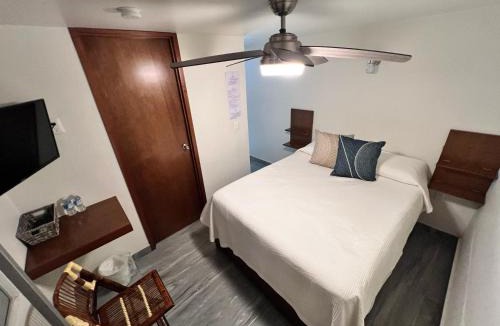 Downtown Mazatlan Hotel | Hosteleria Casa Margarita