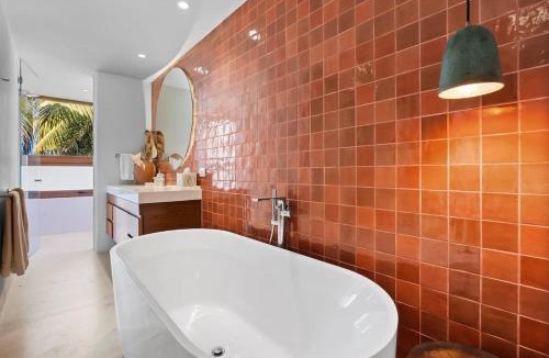 San Francisco House | Villa de Lujo-Alberca Privada y Acceso a la Playa