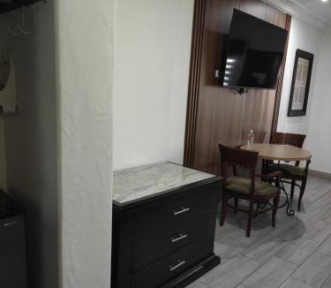 Eguia Hotel | Hotel Siesta Real