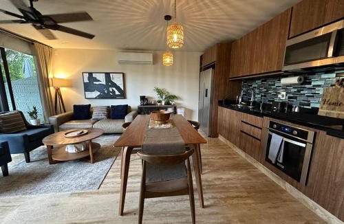 Playacar Apartment | Playacar Luxury 2-Bedroom Retreat - Multiple Pools