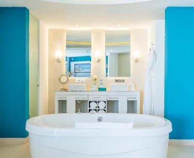 Puerto Morelos Resort | Margaritaville Island Reserve Riviera Cancún - A Karisma All-Inclusive Experience for All