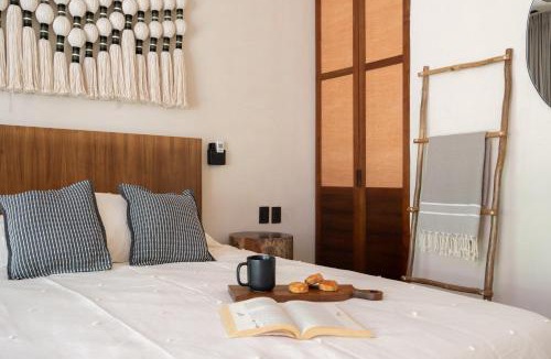 Playa Paraiso Apartment | Stylish Studio in Humana Bikes & Pools