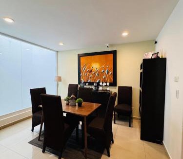 Irapuato Apartment | Casa Jacaranda Business Lodge 7 Suites Cowork Terrace