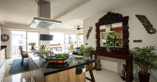 North Hotel Zone Apartment | Zoho Skies Amazing View Sleeps 6, #T1-1104