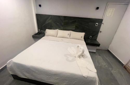 Gustavo A. Madero Hotel | Hotel Aquario