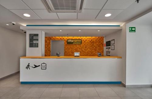 Ciudad del Carmen Hotel | City Express Junior by Marriott Ciudad del Carmen