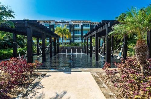 Puerto Juarez Apartment | Mareazul Beachfront Resort - Casa Ancora