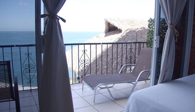 Traditional Sierra Leon Oceanfront Rooms