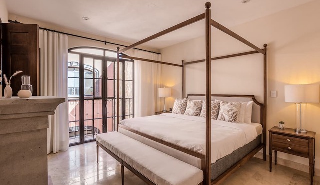 Luxury Apartments with Rooftop & Jacuzzi