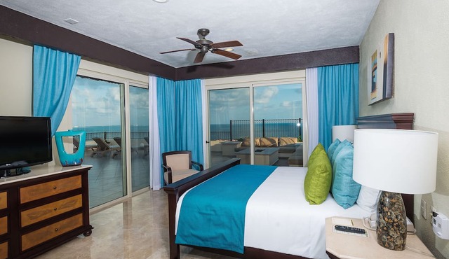 Villa del Palmar Cancun Luxury Beach Resort & Spa