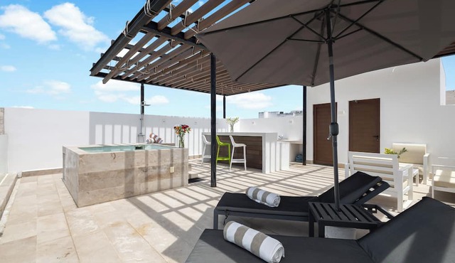 Oceana by Corax Management