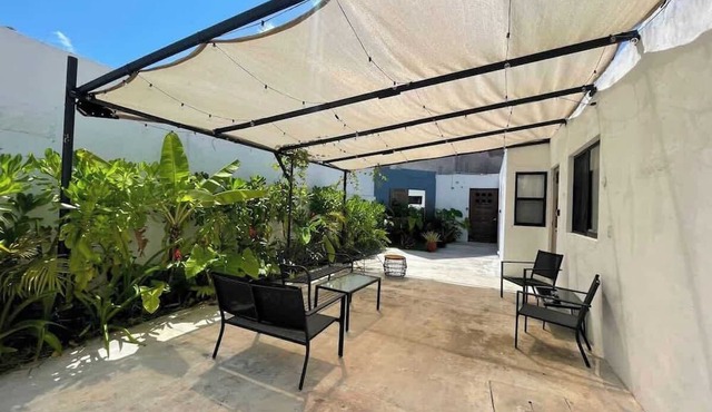 Downtown Cancún Garden Studio · WiFi & A/C