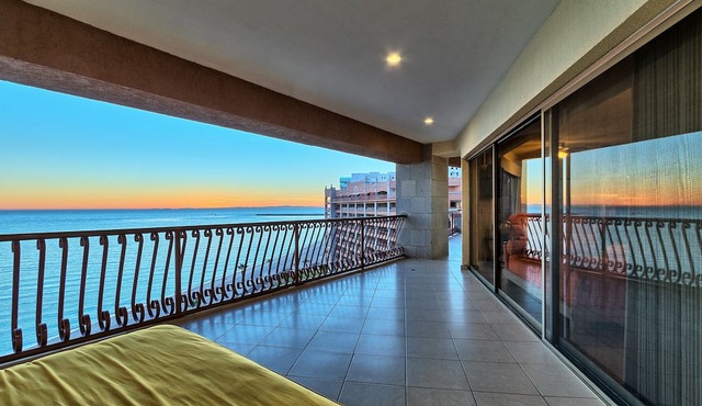 Sonoran Sun SE 908 Sunny Daze Massive Grandiose Oceanfront Condo