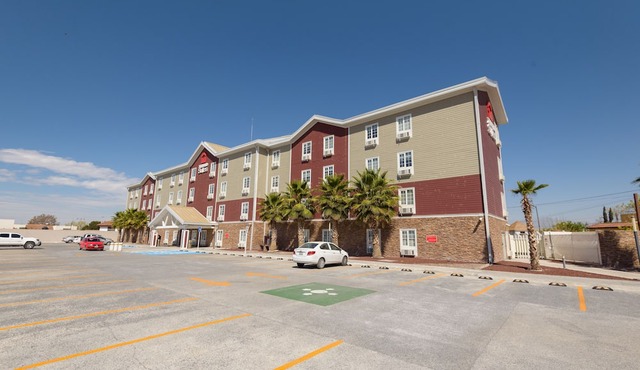 Extended Suites Mexicali Cataviña