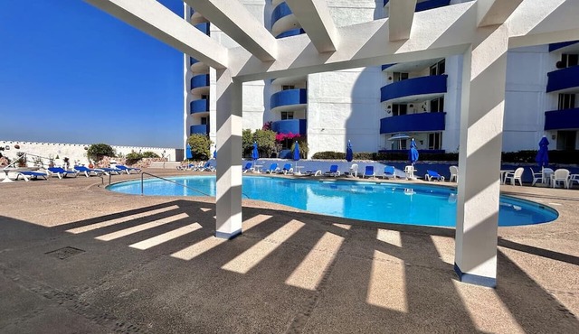 Yatch Apartments