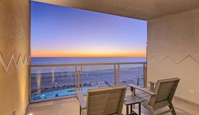 Sonoran Star Luxury Residence (NEW) 3BD, 3BA