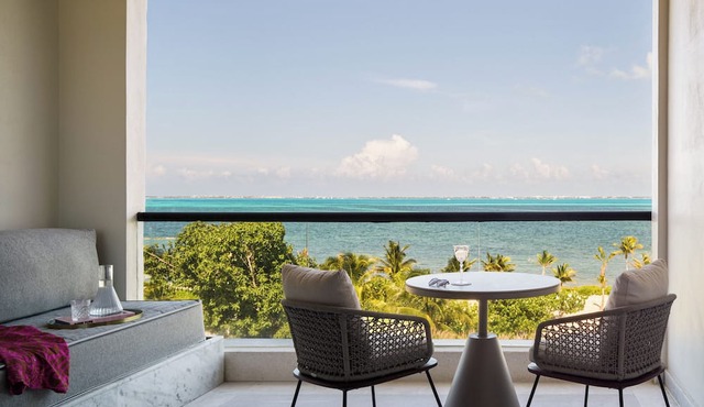Rooftop Soaking Tubs and Beachfront Family Fun Await