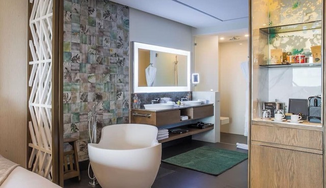 Cozy 1-bedroom condo in beautiful Cancún with AC and gym