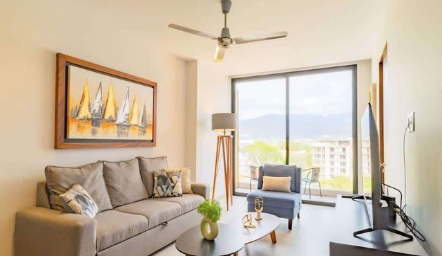 Mountainview Condo in Versalles, Roof Pool!