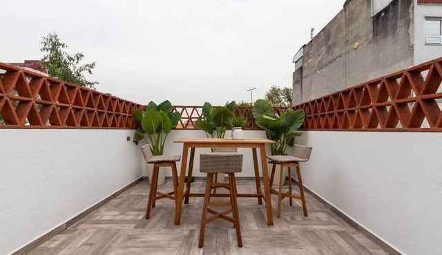 1) Loft Eugenia: Private King Size Bed Roma Sur