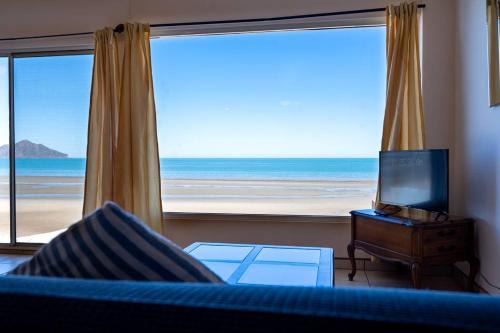 El Mirador del Golfo Beachfront 5BR 20 Guests